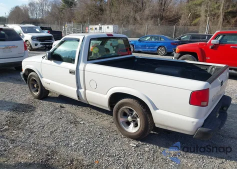 1998 Chevrolet S-10 Fleetside z USA, uszkodzony, nr VIN 1GCCS14X8WK240530